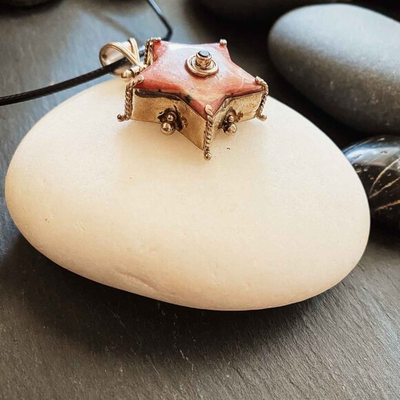 Sterling Silver Rhodonite and Garnet Star Necklace - Picture 4 of 7